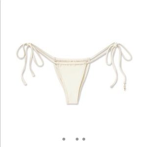 Inamorata Capreria Bottom